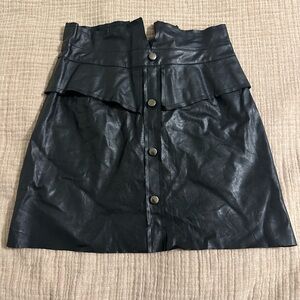Chic Black Button-Up Mini Skirt
